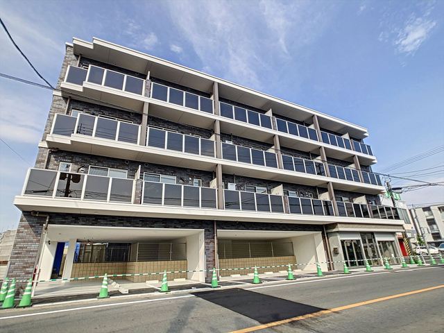 ノイエス　ラント